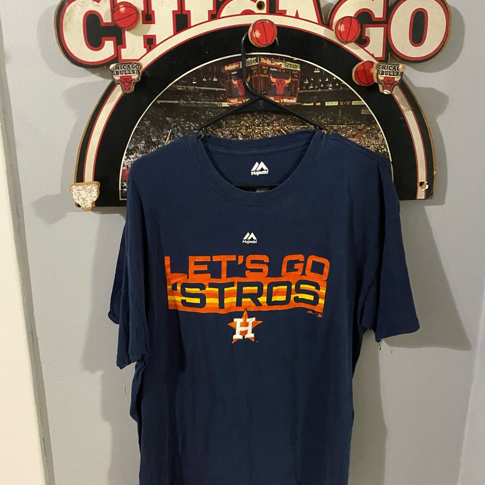 Astros t shirt size XL
